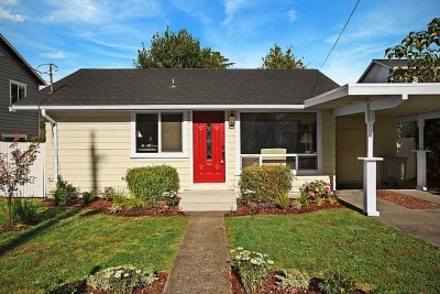 Kitchen  Bath Seattle on Kitchen W Granite Counters Stainless Appliances Tiled Bath Accentuated