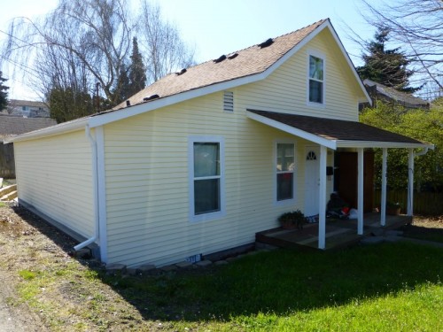 Foreclosures Benefit a Neighborhood, Not Hurt It