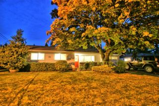 940 164th Place NE, Bellevue, WA 98008